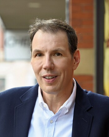 Dr Jonathan Dapra - Headshot