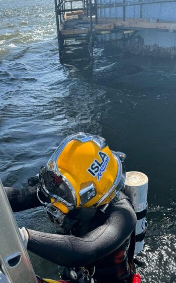 Isla Maritime Diver
